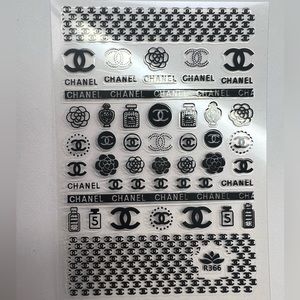 LUXURY NAIL STICKERS